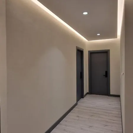 Radoja Ξενοδοχείο *